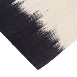 Alternative view of Tappeto KILIM IKAT BLACK IVORY