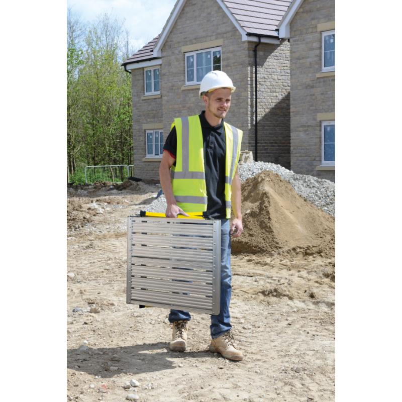 Werner Odd Job 600 x 600 Fibreglass Work Platform - Image 2