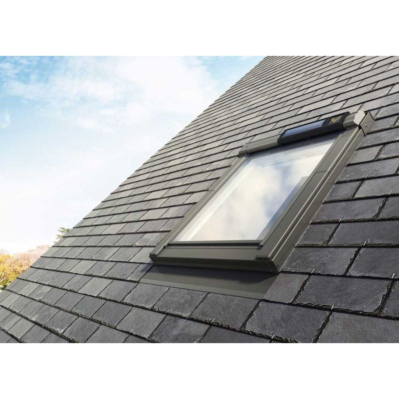 Keylite White PVC Centre Pivot Roof Window Hi-Therm Solar - All Sizes - Image 5