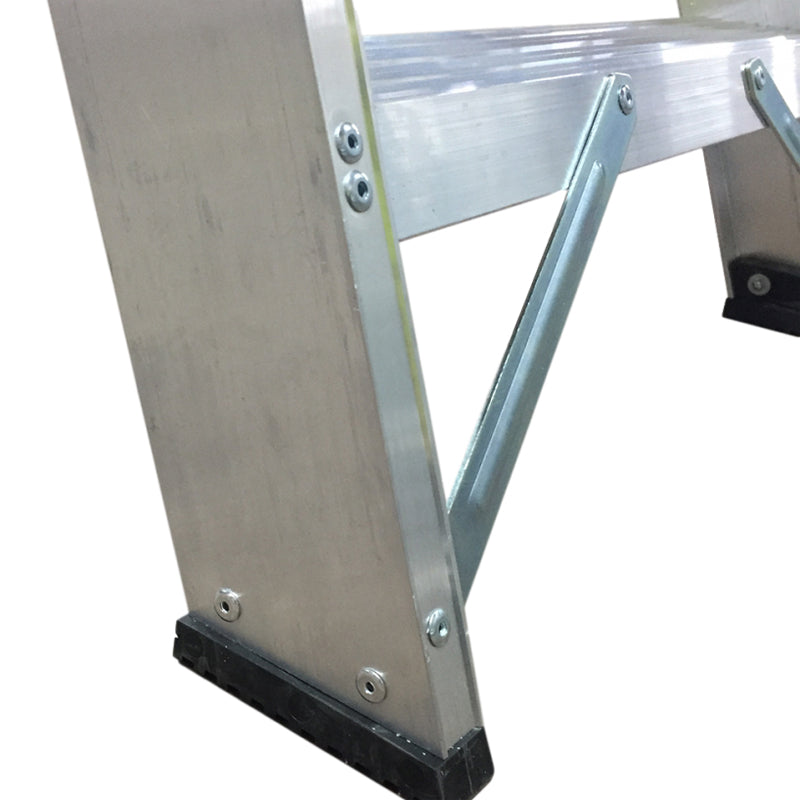 LFI TuFF Aluminium 6 Tread Swingback Builders Step Ladder - Image 2